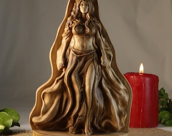 Hecate Statue: Greek Goddess Altar Decor, Witchcraft Figurine