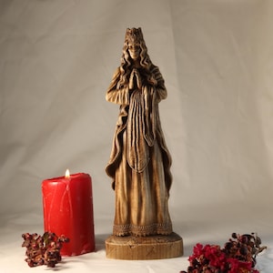 Sara la kali Romani goddess Sara kali figure Dark goddess Dark mother Black madonna Saint sarah Devotional Kali statue Goddess statue Romani