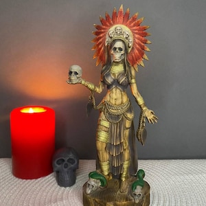 Mictlancihuatl / aztekische Göttin / aztekische Mythologie / Göttin des Todes / Holzstatue / heidnisches Dekor / Altardekoration / Mythologie Kunst / spirituelles Geschenk / Witchy Dekor
