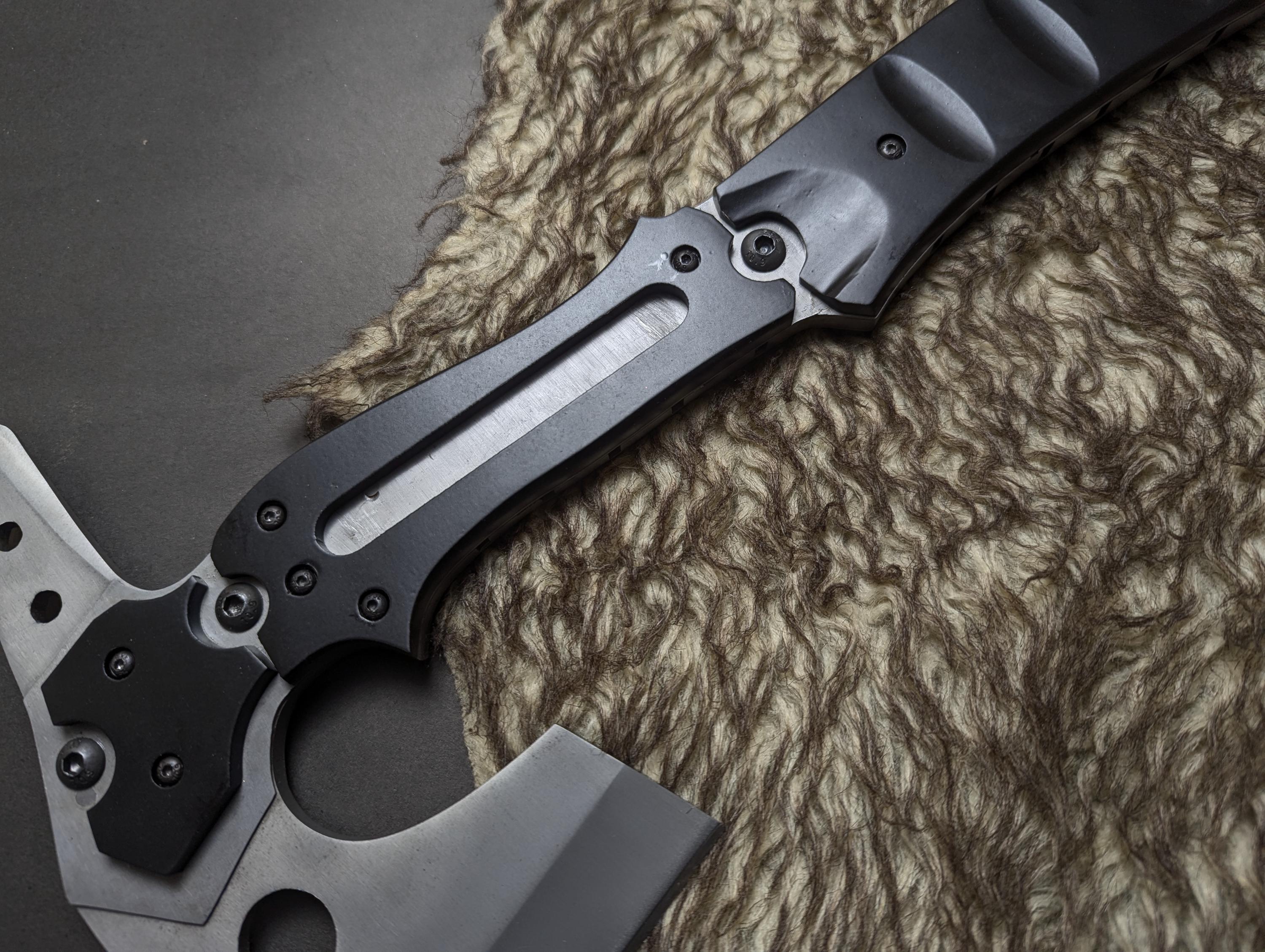 Resident Evil Requiem Upgraded Axe Replica – High Carbon Steel
