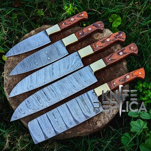 Handmade Damascus Steel Chef Knife Set: Wooden Handle, Kitchen Use