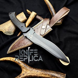 Ada Wong Elite Replica Knife: RE4 Gaming Prop with Leather Sheath