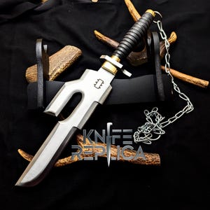 Toji Fushiguro&#39;s Inverted Spear of Heaven Replica: Jujutsu Kaisen Cosplay Prop