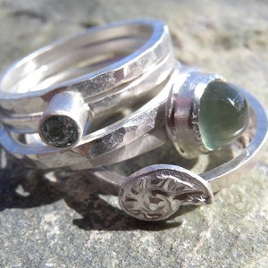 Prehnite and Aquamarine Stacking Ring Set with Repousse Silver Shell Sz 7 OOAK image 5