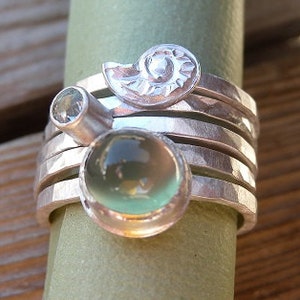 Prehnite and Aquamarine Stacking Ring Set with Repousse Silver Shell Sz 7 OOAK image 2