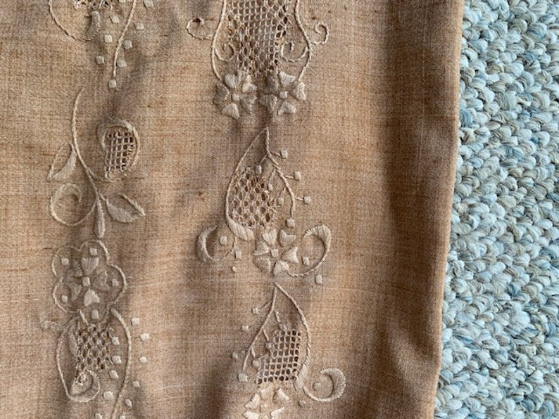 Beautiful Vintage 1960's Embroidered Shift Dress in Light Brown Heather and Fully Lined image 3