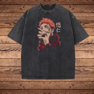 Vintage Anime Shirt, Retro Washed Japanisches Grafik-T-Shirt, Übergroßes Manga-T-Shirt, Unisex Acid Wash Streetwear, Otaku-Ästhetik