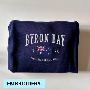 Byron Bay Sweatshirt, Byron Bay Shirt, Australien Sweatshirt, Australien Shirt, Stickerei, Australien Geschenk, Shirt, Hoodie, T-Shirt, Sweatshirt
