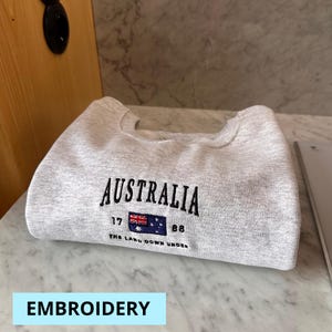 Australia Sweatshirt, Australia Shirt, Aussie, Australia Souvenir, Embroidery, Australia Gift, Hoodie, T-shirt, Sweatshirt, Australia love