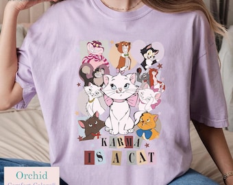 Camiseta retro de los 90 de Disney "Karma is a Cat" (El karma es un gato), diseño vintage de mamá de gatos, camiseta para amantes de los animales, colección de gatos de Disney, regalo para amantes de los gatitos.
