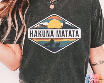 Retro 90s Disney The Lion King Hakuna Matata T-Shirt, Simba Timon Pumbaa Design, WDW Trip Gift, Family Birthday Tee, Unisex Adult Kid