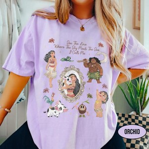 Camiseta vintage de la princesa Moana con lazo coqueto, camiseta de Disney de Maui Hei Hei Pua, camiseta con estética femenina para viaje de chicas a Disneyland WDW imagen 5
