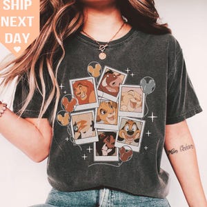 Lion King Simba Tee, Crop Top, Retro 90s Disney Shirt, Hakuna Matata Design, Vintage Animal Kingdom Collection, Classic Movie Fan Gift