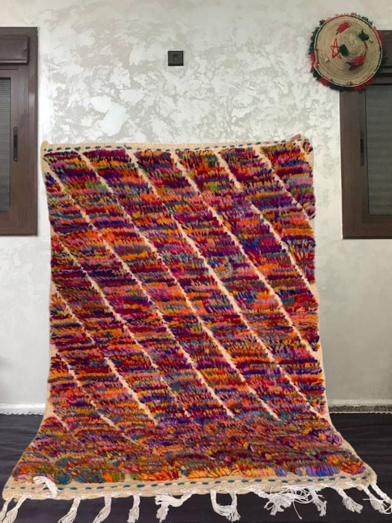 Moroccan Berber Rug: Handwoven Wool Chevron with Fringe