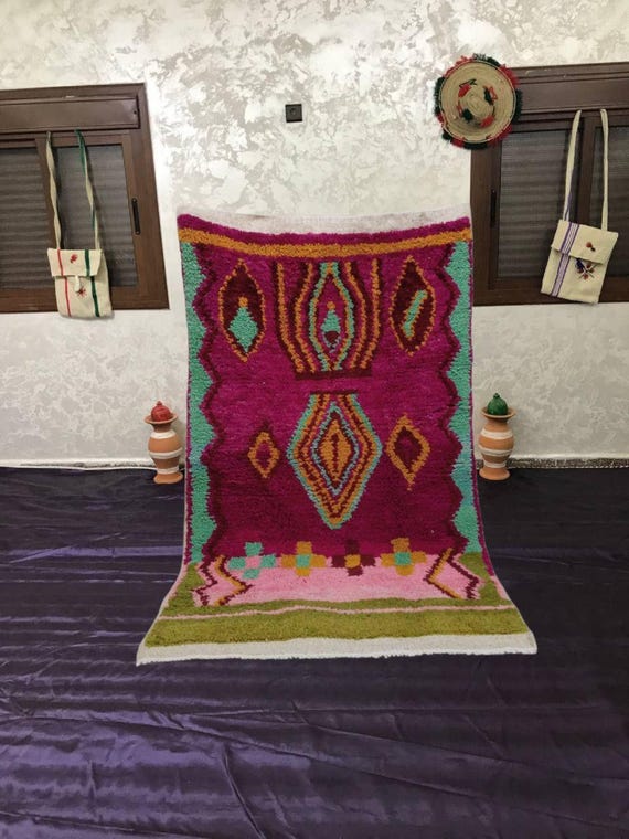 Moroccan Wool Rug: Handmade Berber Diamond Design