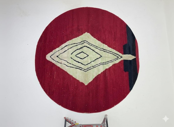 Moroccan Round Rug red: Colorful Handmade Wool (Large, Vibrant Tapis)