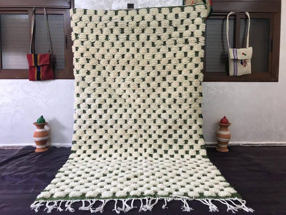 Moroccan Berber Rug: Soft Plush Wool - Handwoven Checkered Design