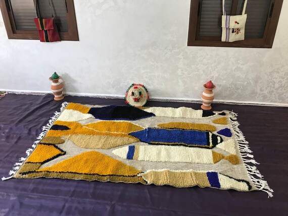 Moroccan Wool Rug: Cream Base with Mustard and Navy - Hand Knotted