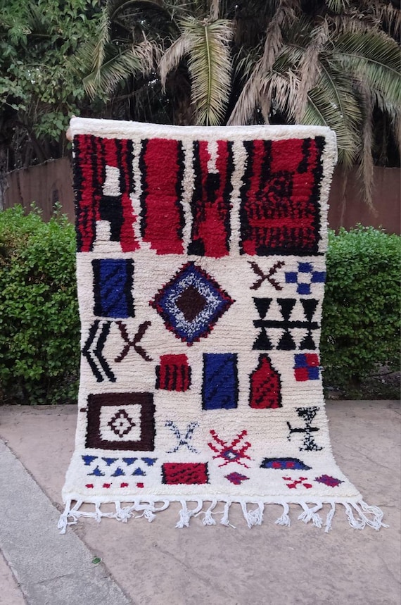 Berber Wool Rug: Moroccan Geometric Design (Red and White, 10x12)