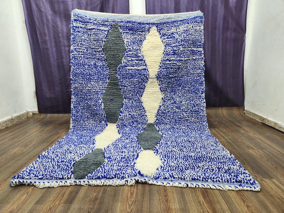 Moroccan Berber Rug: Sage Green Wool - Handmade Geometric Design