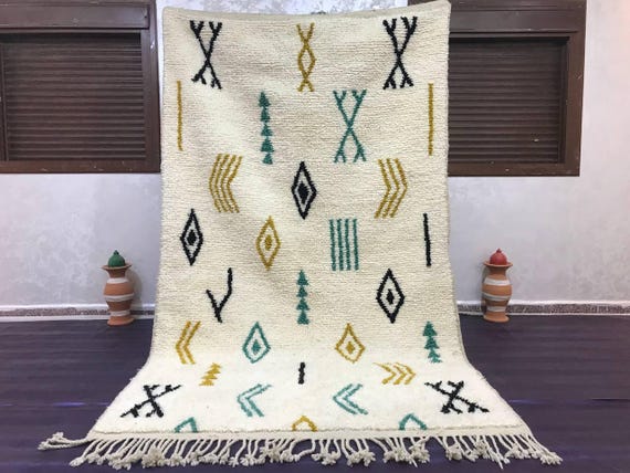 Berber Wool Rug: Moroccan Boujad Style (Cream Base, Multicolor, Multiple Sizes)