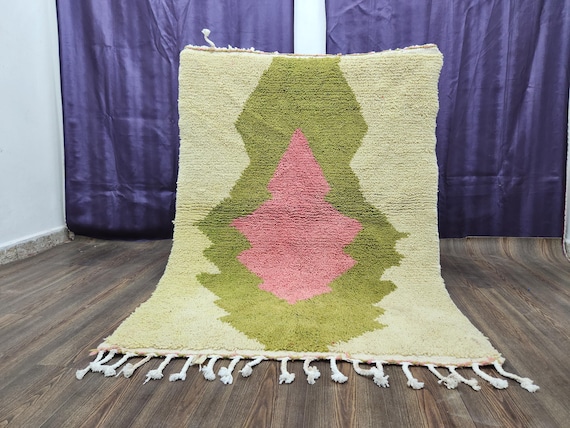 Handmade Moroccan Berber Rug - Bold Wool Geometric Pattern