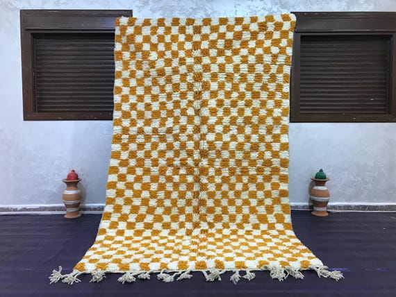 Azilal Moroccan Rug: Yellow Checkered Wool (Handmade with Fringe)