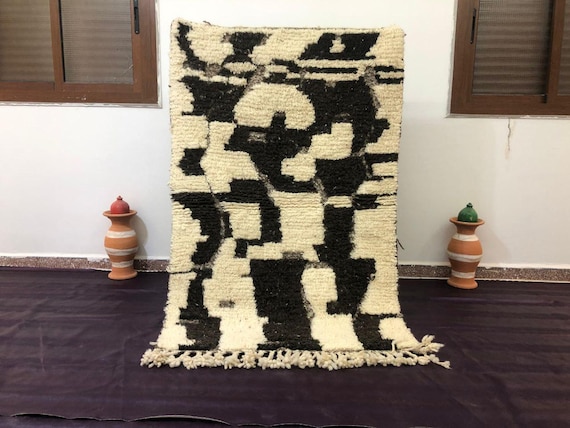 Moroccan Wool Rug: Black and Ivory Boujad, Handwoven Boho Style