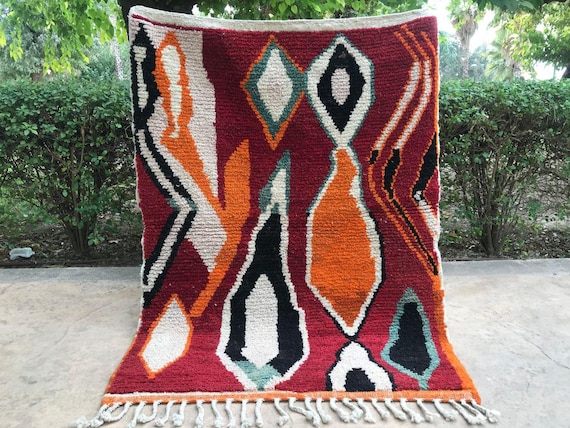 Moroccan Azilal Rug: Red Wool with Bold Geometric Design - Handmade