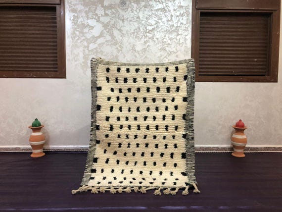 Berber Wool Rug: Moroccan Design in Black and White (10x14 Area)