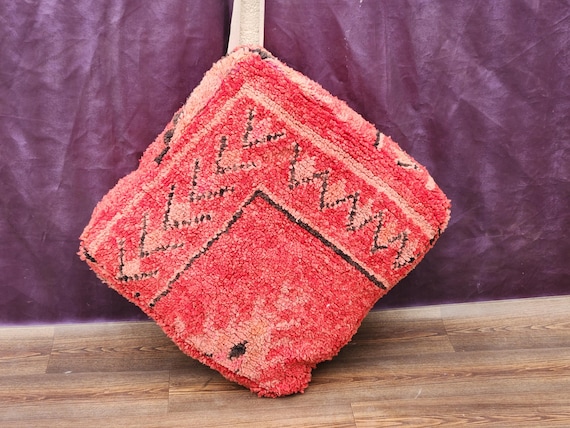 Artisan Handmade Red Pouf Rug - Mocaccan Style for Cozy Spaces