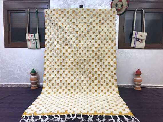 Berber Checkerboard Rug: Moroccan Wool with Tassels (8x10 Feet)