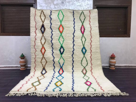 Berber Wool Rug, Moroccan Diamond Pattern, Tassels (Handmade 8x10-10x14)
