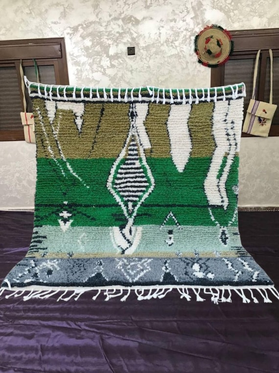 Moroccan Berber Wool Rug, Olive Green Boho (Handmade, Fringe)