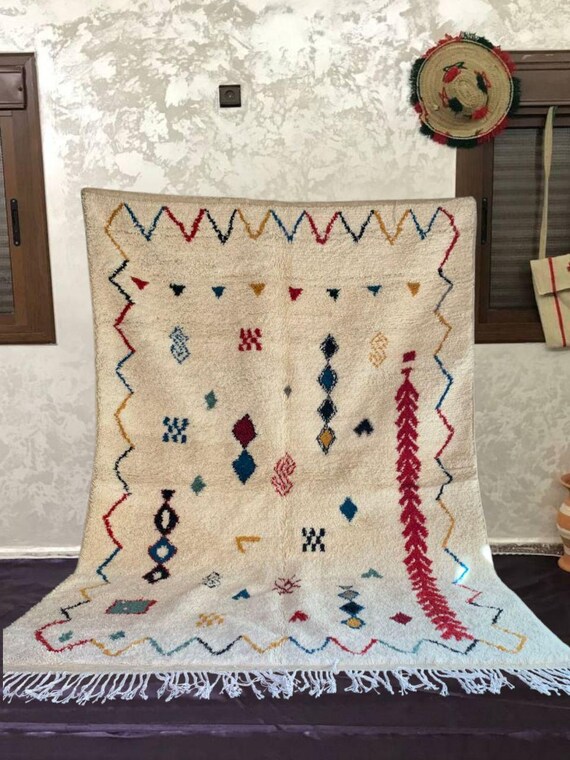 Azilal Wool Rug: Colorful Moroccan Berber Design (9x12 Size)