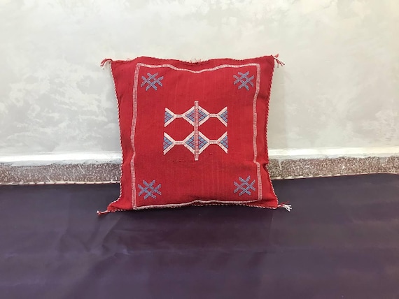 Moroccan Rug Pillow: Vintage Boujaad Wool - Tribal Motifs