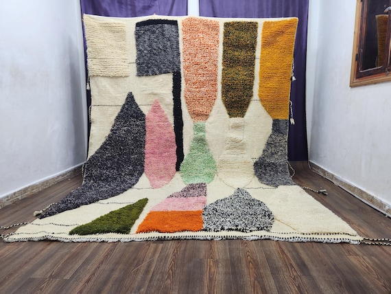 Moroccan Wool Rug: Hand-Knotted Berber Design - Multicolor Boho
