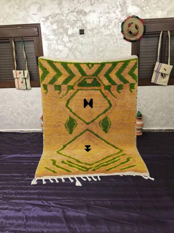 Moroccan Berber Wool Rug, Yellow-Green Beni Style (Hand-Knotted, Soft)