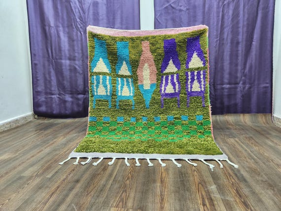 Emerald Green Berber Rug: Moroccan Grid Pattern with Tassels