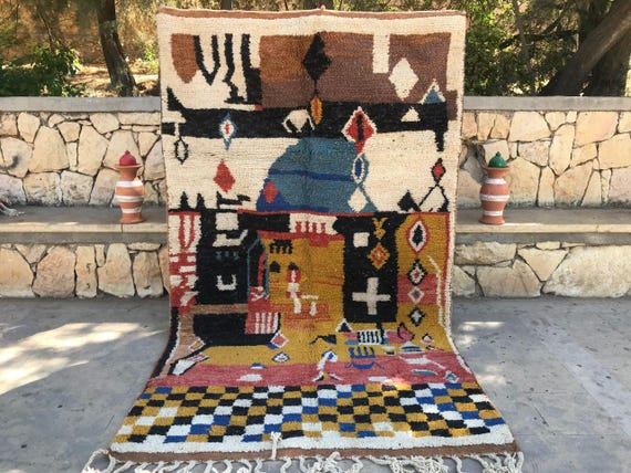 Moroccan Kilim Runner: Vibrant Boho Wool Rug (Handwoven with Tassels)