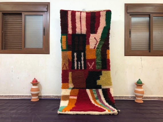 Moroccan Berber Rug - Handwoven Wool with Bold Geometric Patterns
