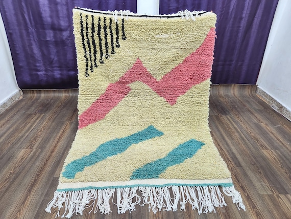 Handmade Moroccan Wool Rug - Yellow Berber Boujaad 10x14