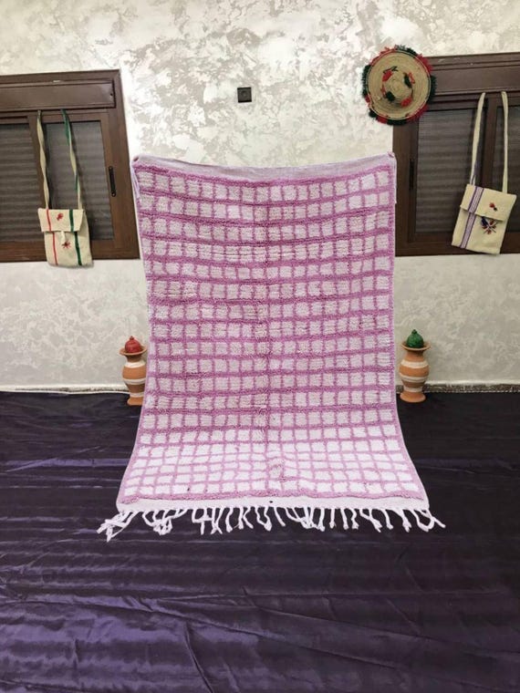 Pink Checkered Moroccan Wool Rug: Handmade, Low Pile, 6x10 ft