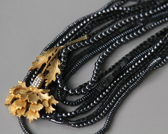 Healing Glamour. Vintage Rhinestone Flower and Hematite Necklace.