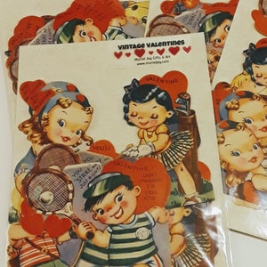 12 Valentins vintage / Cartes de stand up découpées des années 1950 / Valentins enfants en 4 modèles / blonde brune garçons filles pack sportif / MCM éphémère