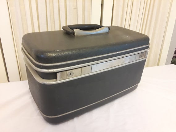 vintage samsonite silhouette train case