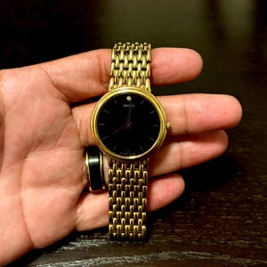 Vintage Seiko Gold-tone Watch | Japan Movement | Original  display picture 1