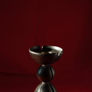 Moderne gotische kandelaar, yakisugi-kandelaar, donkere kandelaar, luxe kandelaar, Scandinavisch interieur, familiecadeau, uniek cadeau
