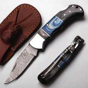 Handmade Damascus Folding Knife: Pakkawood Handle, Groomsmen Gift