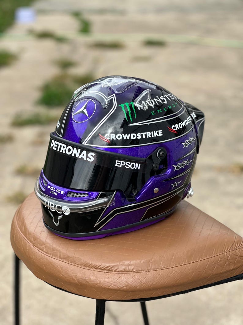Lewis Hamilton – Mercedes AMG Petronas – 2020 Season – Gloss Finish image 6